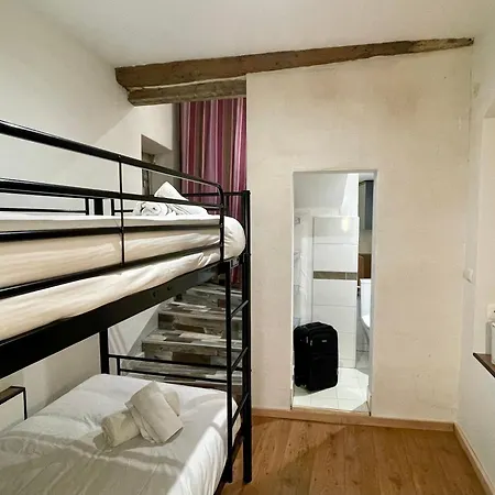 Bed & Breakfast Le 40 Marches Cucugnan